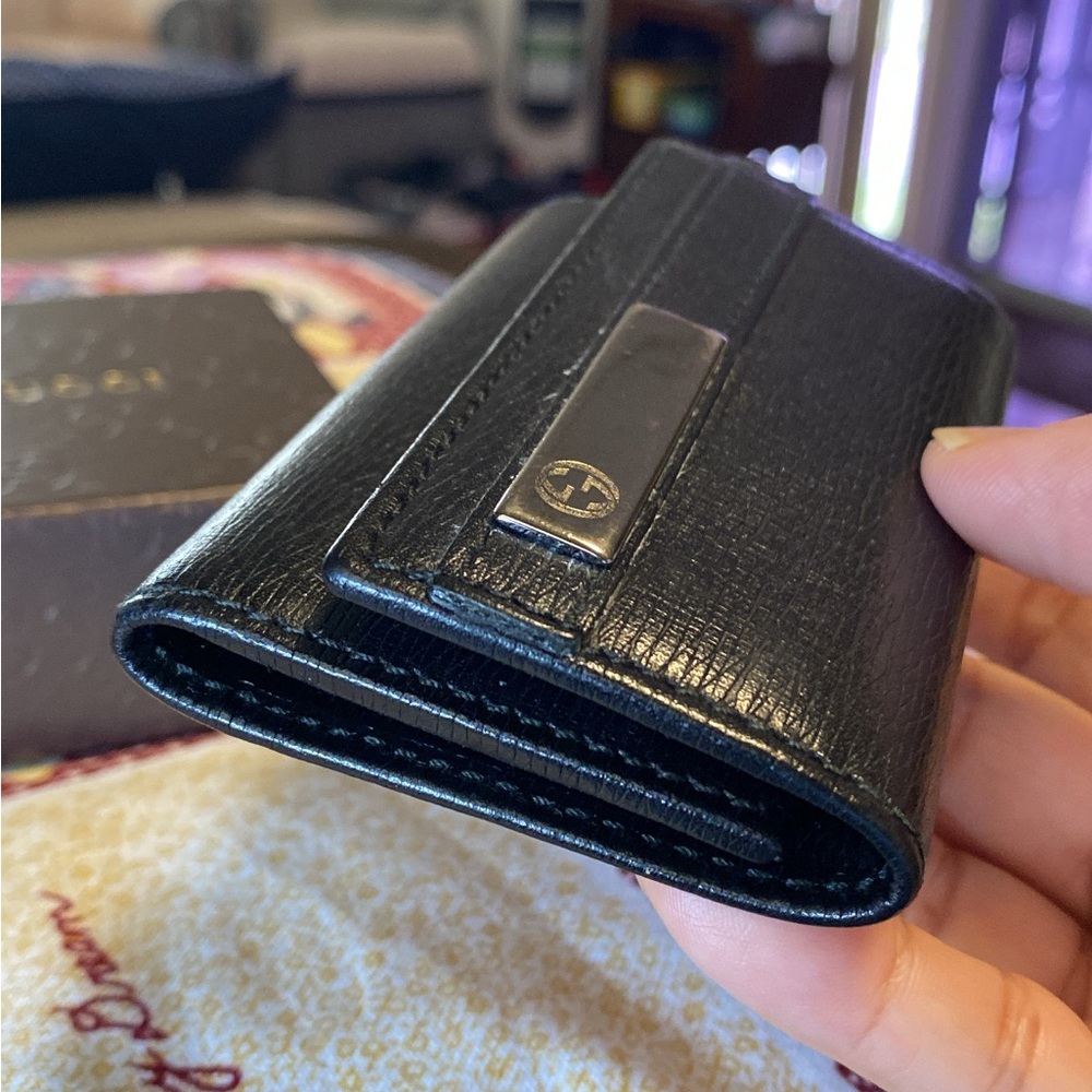 Authentic Vintage Gucci Black Leather Key Case